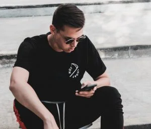 Minimal T-shirt design: here's what you need to pay attention to for the right effect