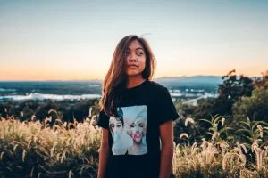 Wil je online een T-shirt met foto bestellen? Zo maak je in 3 stappen je eigen T-shirt met foto.